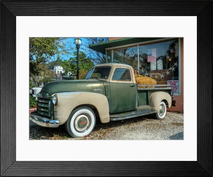 Framed Print : Florida, Amelia Island, Fernandina Beach, 8 Flags Antique Market in the downtown historical district Framed Print : Florida, Amelia Island, Fernandina Beach, 8 Flags Antique Market in the downtown historical district