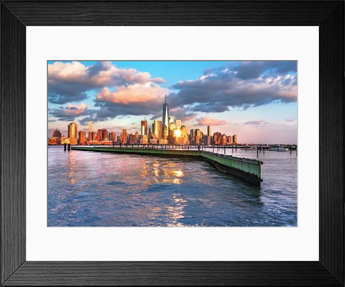 Framed Print : New York City, Lower Manhattan skyline seen from Jersey City, New Jersey Framed Print : New York City, Lower Manhattan skyline seen from Jersey City, New Jersey