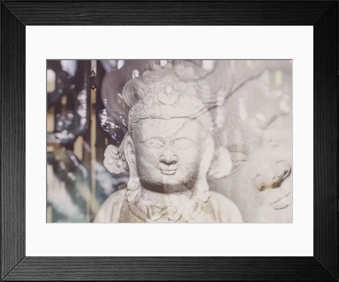 Framed Print : Closeup of deity statue