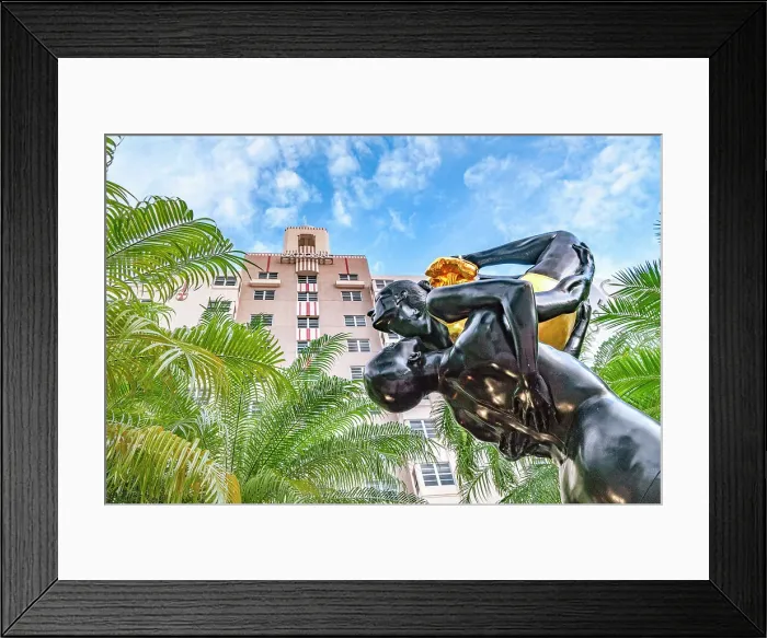 Framed Print : Florida, Miami Beach, South Beach, Carol A. Feuerman's sculpture called STRENTH Framed Print : Florida, Miami Beach, South Beach, Carol A. Feuerman's sculpture called STRENTH