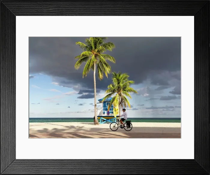 Framed Print : Florida, South Florida, Hollywood Beach, lifeguard station Framed Print : Florida, South Florida, Hollywood Beach, lifeguard station