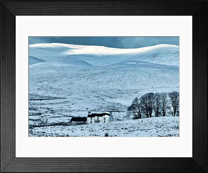Framed Print : Scotland, Highlands, isolated property
