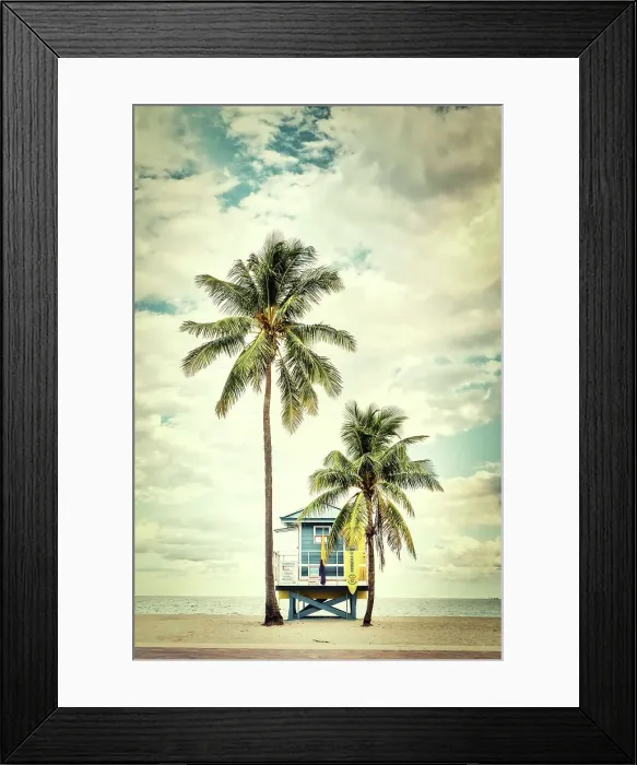 Framed Print : Florida, South Florida, Hollywood Beach, lifeguard station Framed Print : Florida, South Florida, Hollywood Beach, lifeguard station