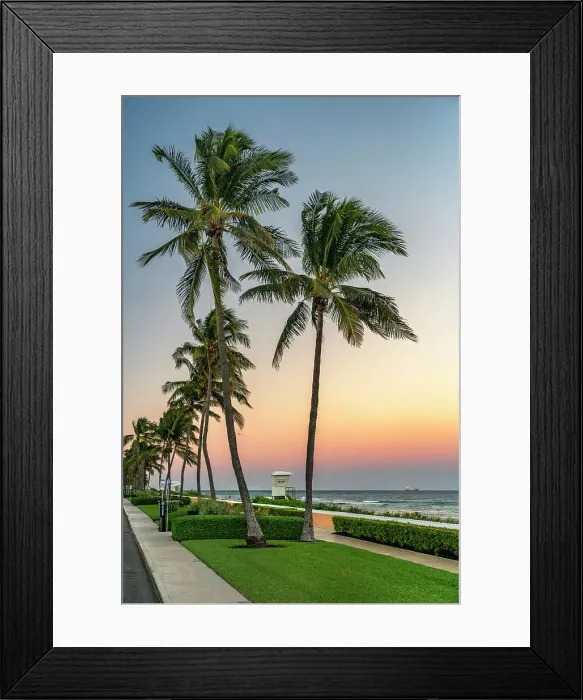 Framed Print : Florida, Palm Beach, Lifeguard station on the Beach along South Ocean Boulevard Framed Print : Florida, Palm Beach, Lifeguard station on the Beach along South Ocean Boulevard