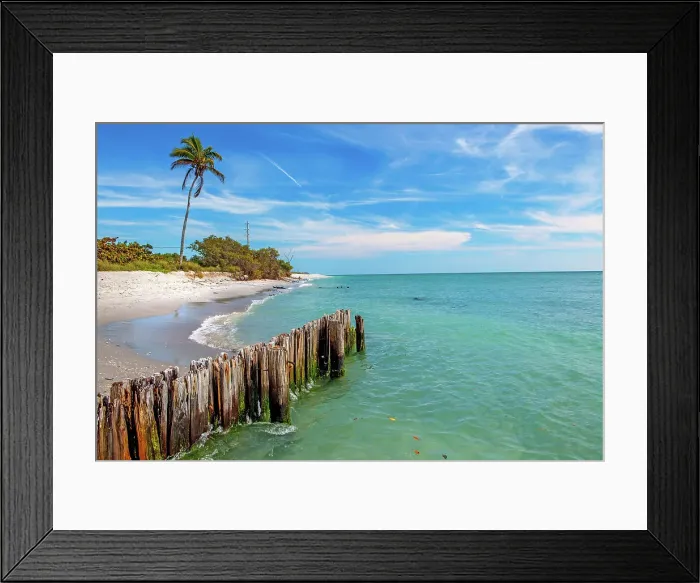 Framed Print : Florida, Sanibel Island, empty beach Framed Print : Florida, Sanibel Island, empty beach