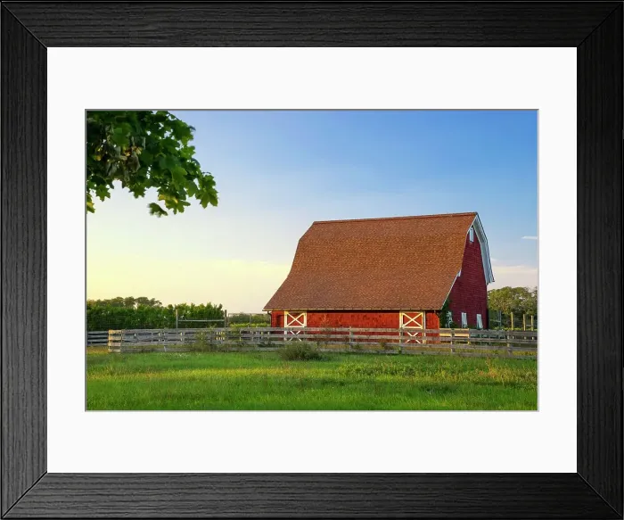 Framed Print : New York, Long Island, North Fork, Red barn house Framed Print : New York, Long Island, North Fork, Red barn house