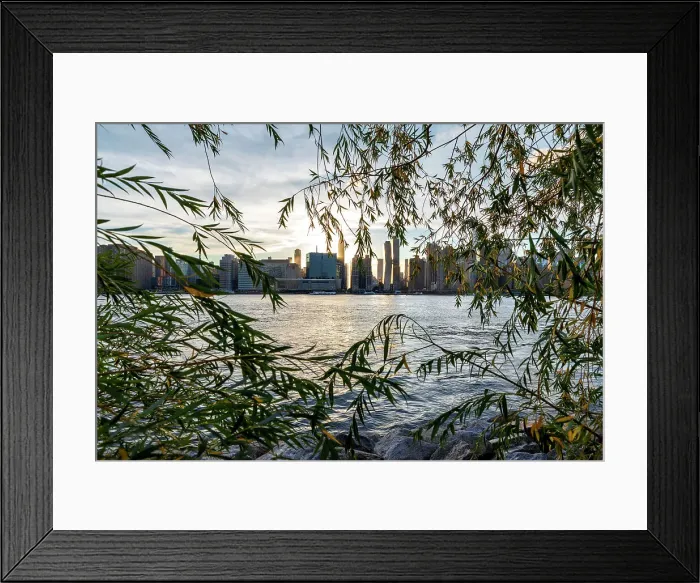 Framed Print : NYC, Midtown Manhattan viewed from Long Island City, Queens Framed Print : NYC, Midtown Manhattan viewed from Long Island City, Queens