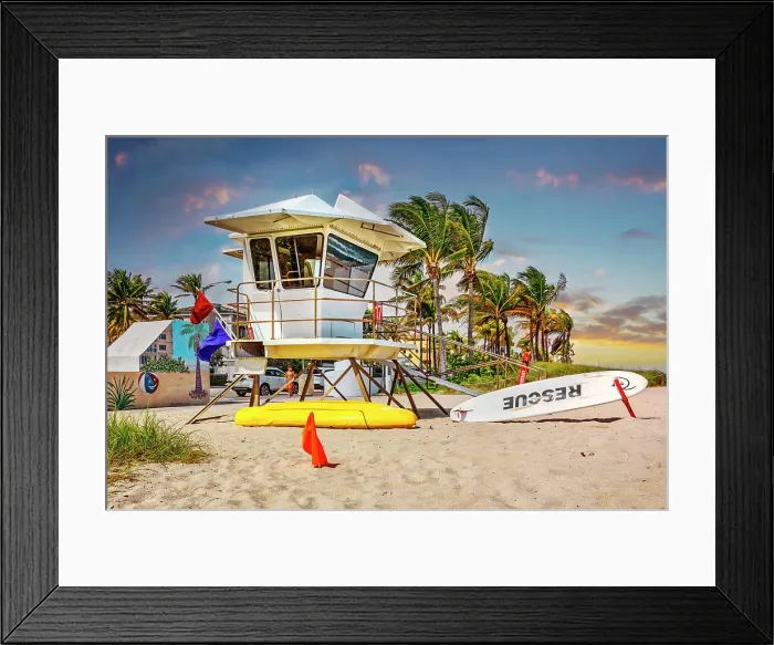 Framed Print : Florida, Fort Lauderdale, beach with lifeguard house Framed Print : Florida, Fort Lauderdale, beach with lifeguard house