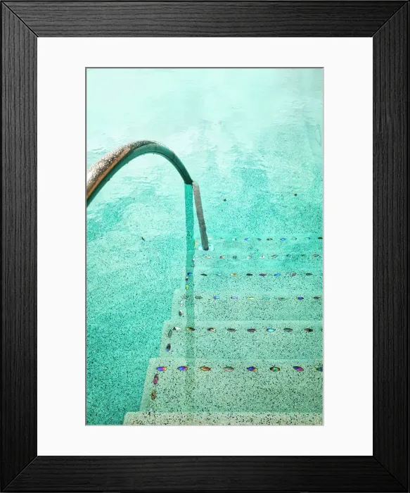 Framed Print : Bermuda, Details of pool steps with aquamarine water Framed Print : Bermuda, Details of pool steps with aquamarine water