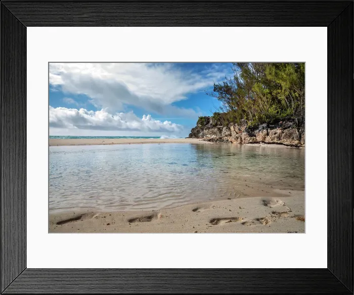Framed Print : Bermuda, private beach with footprints in the sand, at Rosewood Bermuda Hotel Framed Print : Bermuda, private beach with footprints in the sand, at Rosewood Bermuda Hotel