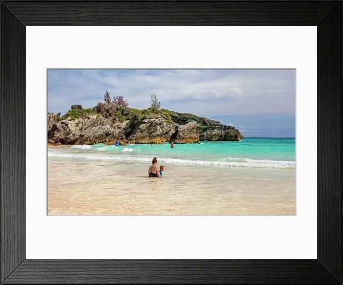 Framed Print : Bermuda, Southampton, Horseshoe Bay beach, family enjoying pink sand and aquamarine water