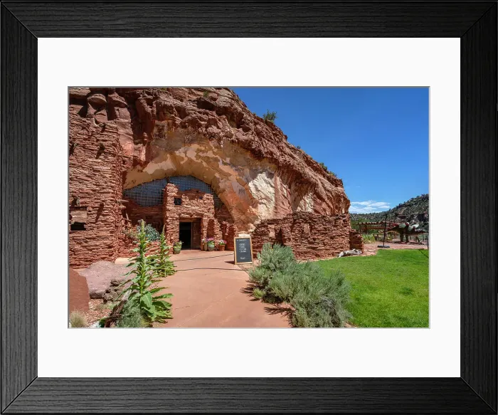 Framed Print : Utah, Kanab, Moqui Cave, entrance Framed Print : Utah, Kanab, Moqui Cave, entrance