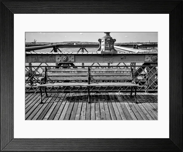 Framed Print : New York City, Brooklyn Bridge Bench on Pedestrian walkway Framed Print : New York City, Brooklyn Bridge Bench on Pedestrian walkway