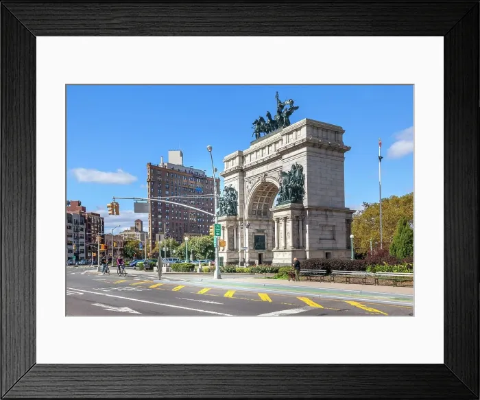 Framed Print : New York, NYC, Brooklyn, Grand Army Plaza, Soldiers and Sailors Arch, main entrance to Prospect Park Framed Print : New York, NYC, Brooklyn, Grand Army Plaza, Soldiers and Sailors Arch, main entrance to Prospect Park