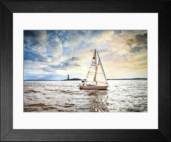 Framed Print : New York City, Sailboat with Statue of Liberty in the background Framed Print : New York City, Sailboat with Statue of Liberty in the background