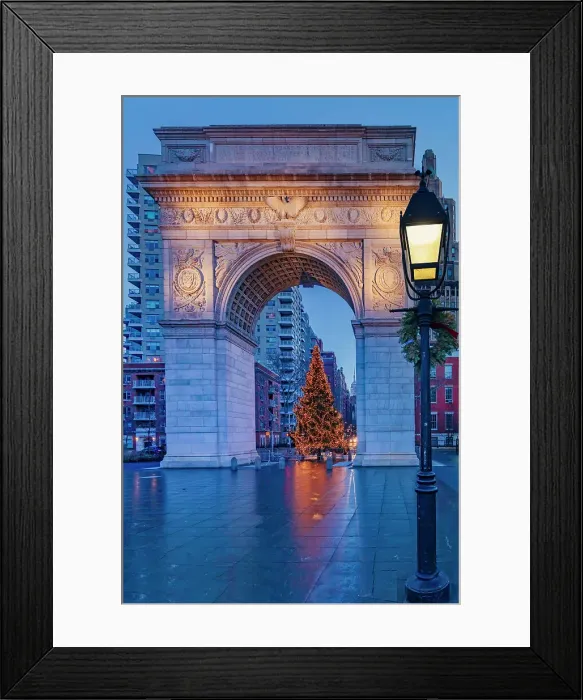 Framed Print : NYC, Manhattan, Greenwich Village, Washington Square Arch with Christmas Tree Framed Print : NYC, Manhattan, Greenwich Village, Washington Square Arch with Christmas Tree