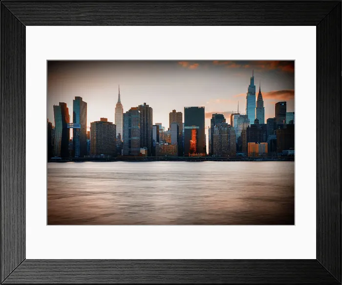 Framed Print : New York City, Midtown Manhattan skyline seen from Long Island City Framed Print : New York City, Midtown Manhattan skyline seen from Long Island City