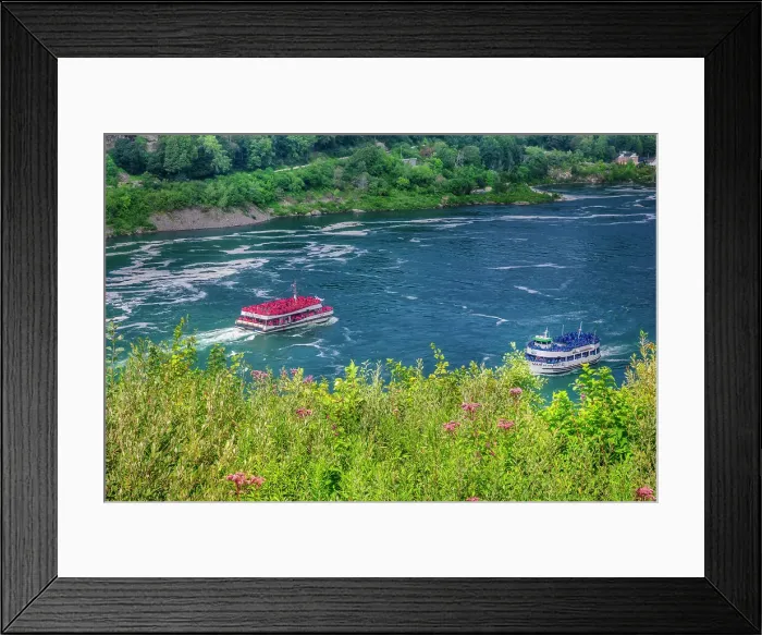 Framed Print : New York, Niagara Falls, Touristic boats on Niagara River Framed Print : New York, Niagara Falls, Touristic boats on Niagara River