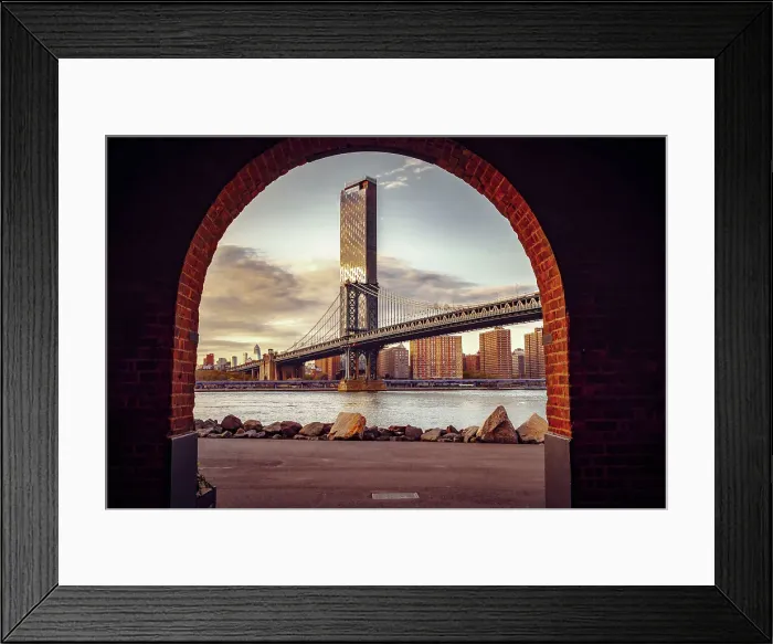 Framed Print : New York, Brooklyn, Dumbo, view from @empirestoresdumbo Framed Print : New York, Brooklyn, Dumbo, view from @empirestoresdumbo