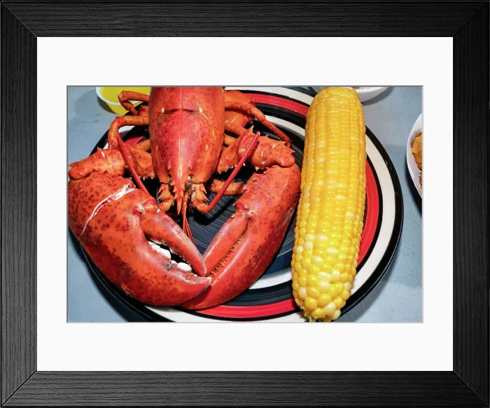 Framed Print : Maine, Trenton, Fresh Cooked Lobster Displayed