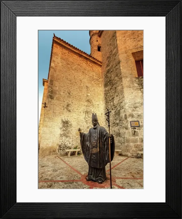 Framed Print : Colombia, Cartagena, Old City, Pope's Statue Behind The Cathedral, UNESCO World Heritage Site, Walled Colonial City