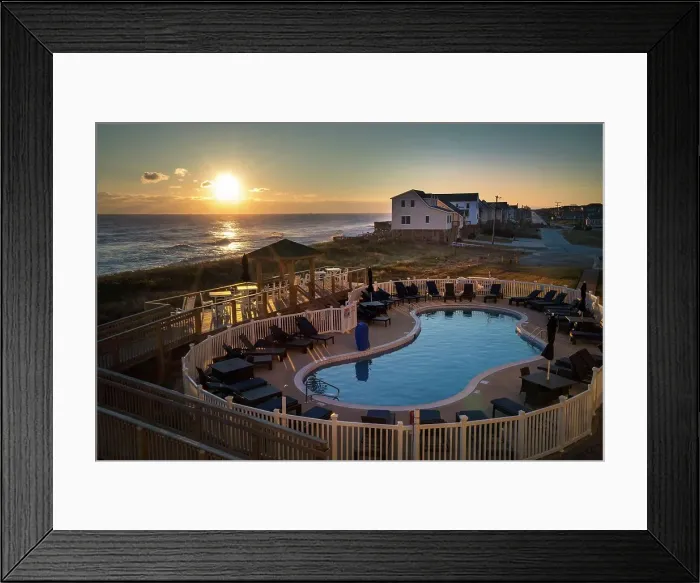 Framed Print : North Carolina, Outer Banks, Ocean front in Kitty Hawk Framed Print : North Carolina, Outer Banks, Ocean front in Kitty Hawk