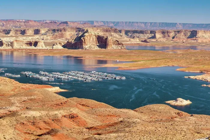 Framed Print : Arizona, Glen Canyon National Recreational Area, Lake Powell Framed Print : Arizona, Glen Canyon National Recreational Area, Lake Powell
