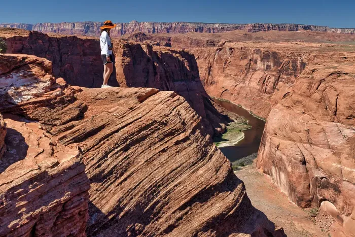 Framed Print : Arizona, Horseshoe Bend, Woman Standing on Beautifull Sandstone