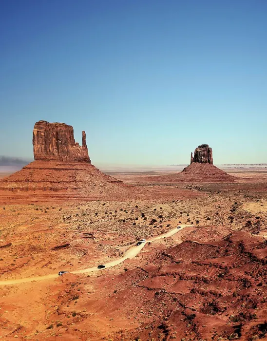 Framed Print : Arizona, Monument Valley, West & East Buttes Framed Print : Arizona, Monument Valley, West & East Buttes
