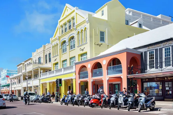 Framed Print : Bermuda, Hamilton, Front street, colonial buildings, street scene Framed Print : Bermuda, Hamilton, Front street, colonial buildings, street scene