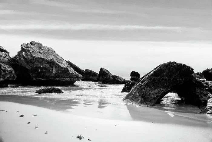 Framed Print : Bermuda, Horseshoe Bay Beach, Rocky Cove with large boulders Framed Print : Bermuda, Horseshoe Bay Beach, Rocky Cove with large boulders