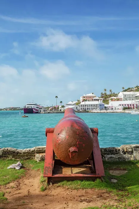 Framed Print : Bermuda, St George's Town, St. George's Harbour, Ordnance Island, Historic Canon Framed Print : Bermuda, St George's Town, St. George's Harbour, Ordnance Island, Historic Canon