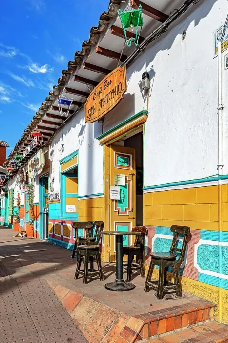 Framed Print : Colombia, Rionegro, San Antonio de Pereira typical coffee shop Framed Print : Colombia, Rionegro, San Antonio de Pereira typical coffee shop