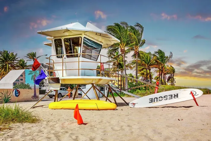 Framed Print : Florida, Fort Lauderdale, beach with lifeguard house Framed Print : Florida, Fort Lauderdale, beach with lifeguard house