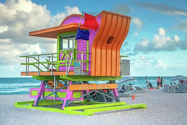 Florida, Miami Beach, South Beach, lifeguard station at the beach