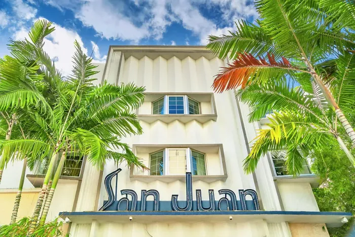 Framed Print : Florida, Miami Beach, South Beach, San Juan Hotel on Collins Avenue