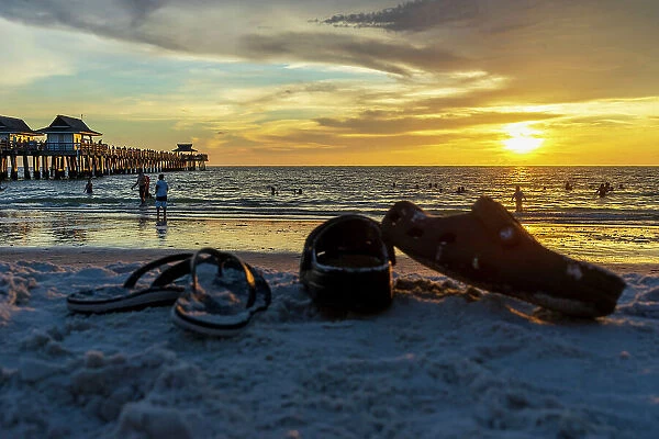 Florida, Naples, Fishing Pier, Beach scene
