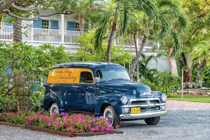 Framed Print : Florida, South Florida, Islamorada, The Keys, classic car parked in front of Pierre's Restaurant Framed Print : Florida, South Florida, Islamorada, The Keys, classic car parked in front of Pierre's Restaurant