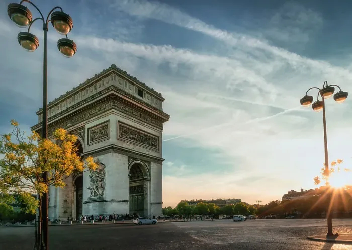Framed Print : France, Paris, Arc de Triomphe, Place de la Concorde Framed Print : France, Paris, Arc de Triomphe, Place de la Concorde