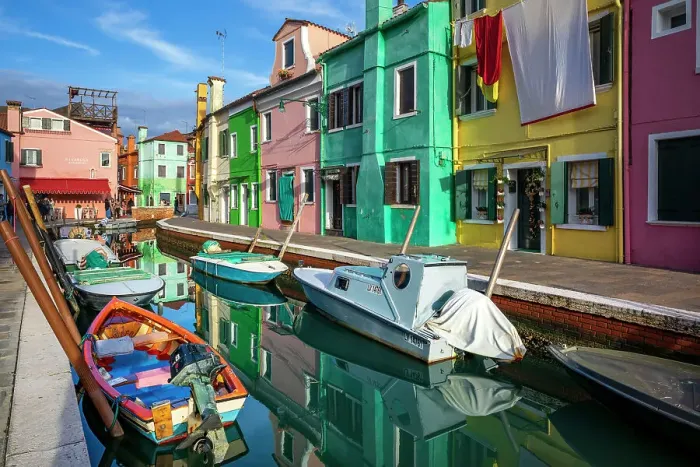 Framed Print : Italy, Venetian Lagoon, Burano, Colorful Canals, Fondamenta di Cao Moleca Framed Print : Italy, Venetian Lagoon, Burano, Colorful Canals, Fondamenta di Cao Moleca