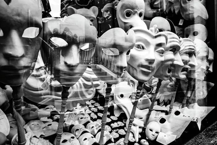 Framed Print : Italy, Venice, souvenir shop with masks, window display