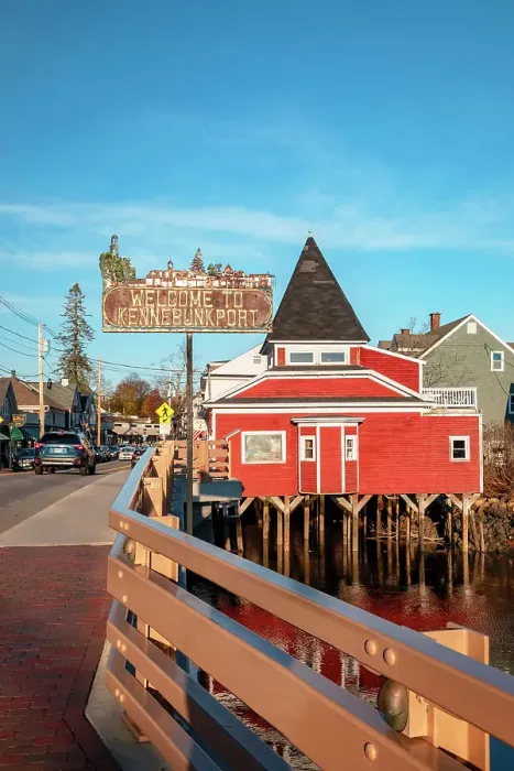 Framed Print : Maine, Kennebunkport, Welcome Sign Framed Print : Maine, Kennebunkport, Welcome Sign