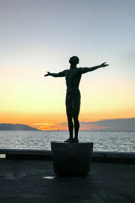Framed Print : Mexico, Puerto Vallarta, Malecon, Lluvia (Rain)sculpture by Jovian