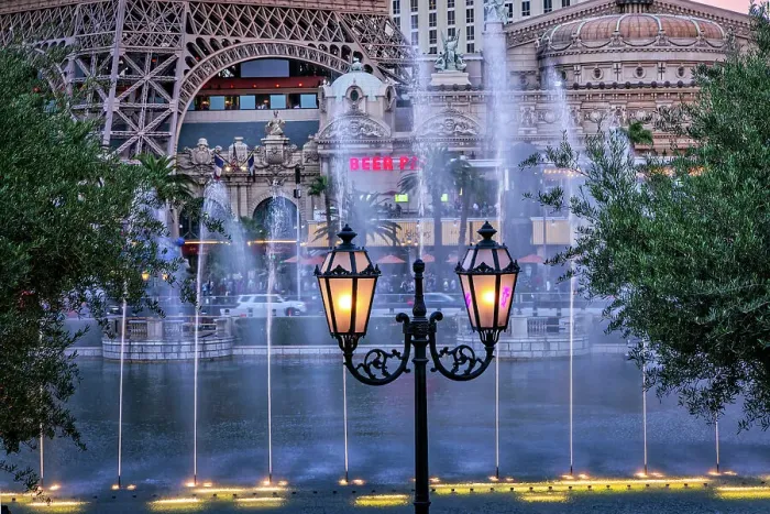 Framed Print : Nevada, Las Vegas, street lamp and water fountain