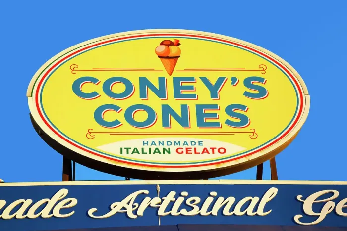 Framed Print : New York, Brooklyn, Coney Island, signage close-up Framed Print : New York, Brooklyn, Coney Island, signage close-up