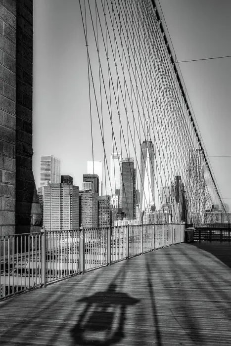 Framed Print : New York City, Brooklyn Bridge Pedestrian Walkway with Freedom Tower Framed Print : New York City, Brooklyn Bridge Pedestrian Walkway with Freedom Tower