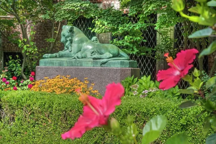 Framed Print : New York City, Brooklyn, Prospect Park Zoo, lion statue Framed Print : New York City, Brooklyn, Prospect Park Zoo, lion statue