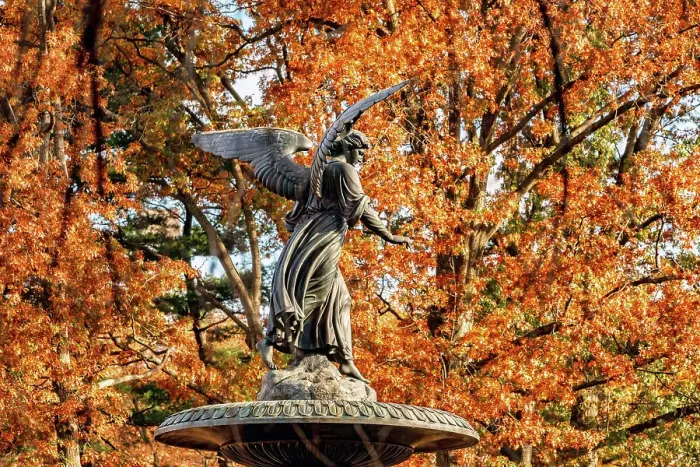Framed Print : New York City, Central Park, Manhattan, Angel of the Waters fountain in Autumn, foliage Framed Print : New York City, Central Park, Manhattan, Angel of the Waters fountain in Autumn, foliage