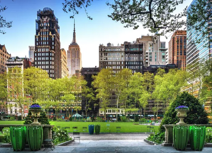 Framed Print : New York City, Manhattan, Midtown, Bryant Park Framed Print : New York City, Manhattan, Midtown, Bryant Park