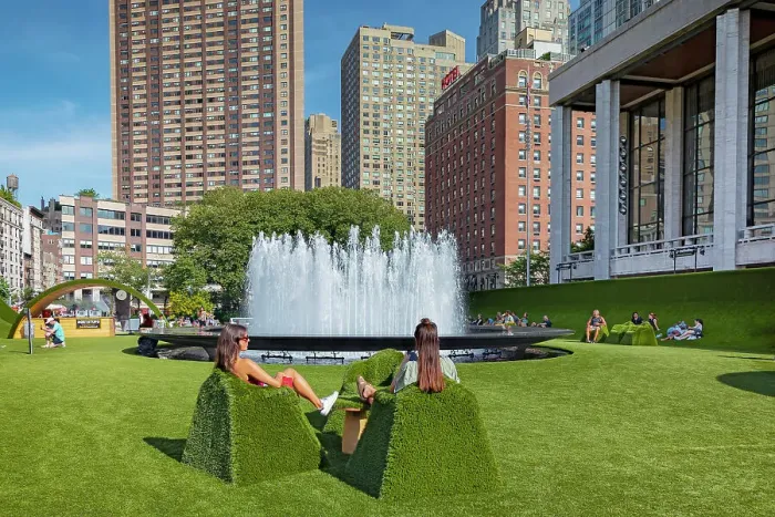 Framed Print : NY, NYC, Lincoln Center, The Green, public lawn, installation by designer Mimi Lien